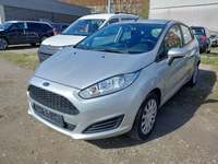 Skats no kreisās puses priekšā