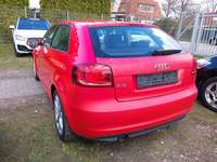 Skats no kreisās puses aizmugurē