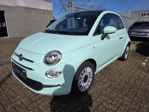 Skats no kreisās puses priekšā