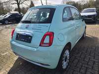 Skats no labās puses aizmugurē