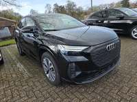 Skats no labās puses priekšā