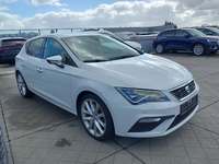 Skats no labās puses priekšā