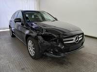 Вид спереди справа