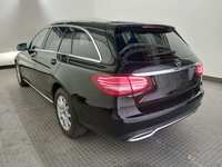 Вид сзади слева