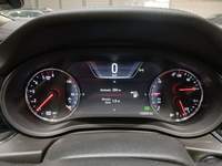 Pogled na kombinovani instrument