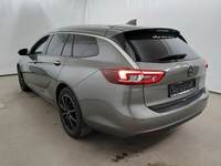 Pogled od pozadi levo