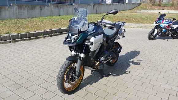 Náhled zpředu zleva