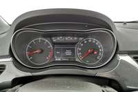 Pogled na kombinirani instrument