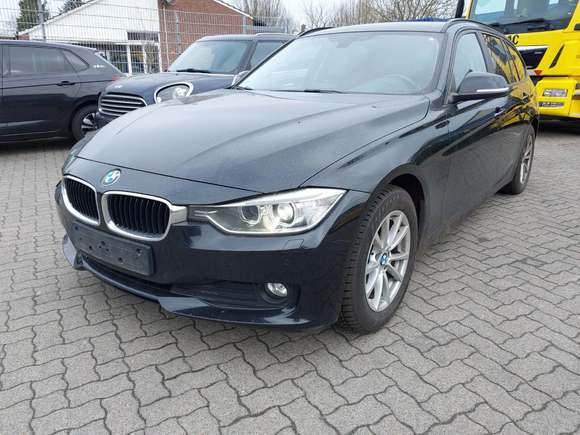 Pogled sprijeda lijevo