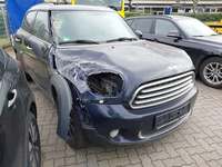 Pogled sprijeda desno