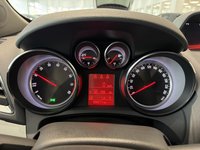 Pogled na kombinirani instrument