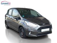 Skats no labās puses priekšā