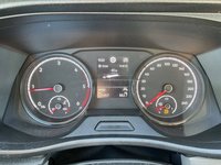 Pohled na přístrojovou desku