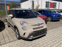 Skats no labās puses priekšā