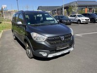 Skats no labās puses priekšā