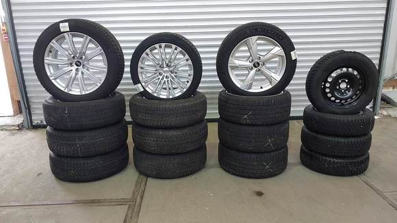 Skats no kreisās puses priekšā