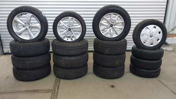 Skats no kreisās puses priekšā