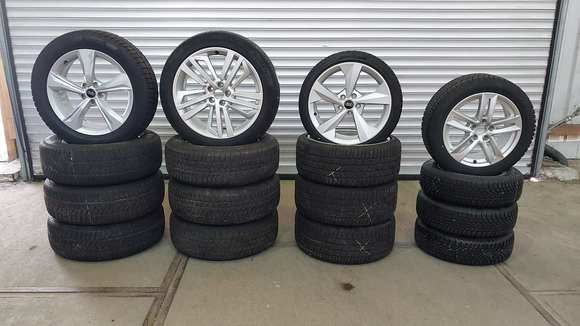 Pogled sprijeda lijevo