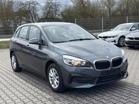 Náhled zpředu zprava