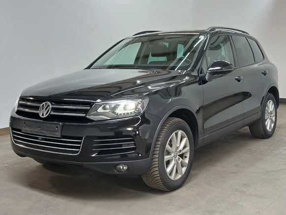 Pogled sprijeda lijevo