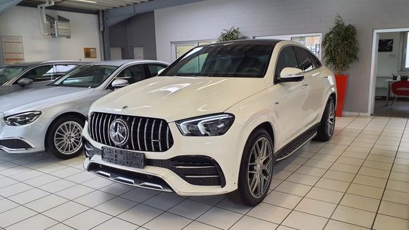 Pogled sprijeda lijevo