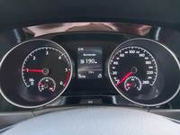 Вид на приборную панель