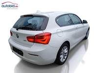 Vue de l’arrière droit