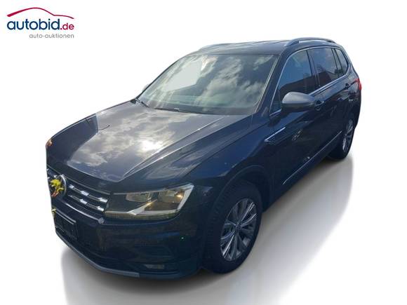 Skats no kreisās puses priekšā