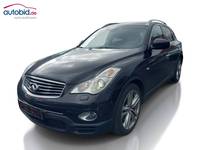 Skats no kreisās puses priekšā