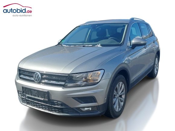 Skats no kreisās puses priekšā