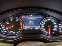 Pohled na přístrojovou desku