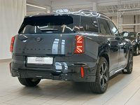 Sağ arka görünüm