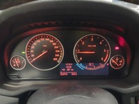 Pogled na kombinirani instrument