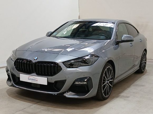 Vista anteriore sinistra