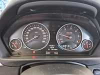 Pohled na přístrojovou desku