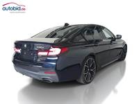 Vue de l’arrière droit