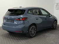 Вид сзади справа