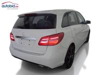 Vue de l’arrière droit