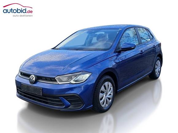 Вид спереди слева