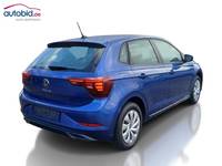 Skats no labās puses aizmugurē