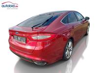 Skats no labās puses aizmugurē