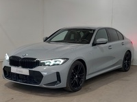 Pogled od napred levo