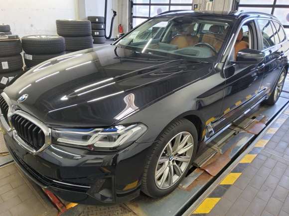 Pogled sprijeda lijevo