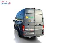 Pogled straga lijevo