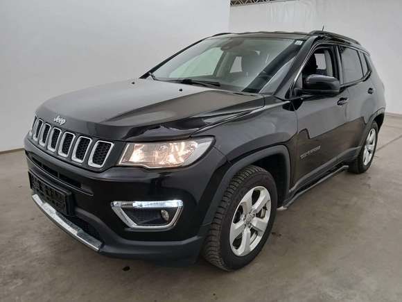 Náhled zpředu zleva