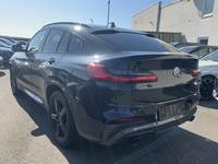 Pogled od pozadi levo