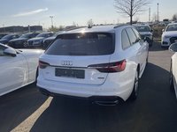 Pogled od pozadi desno