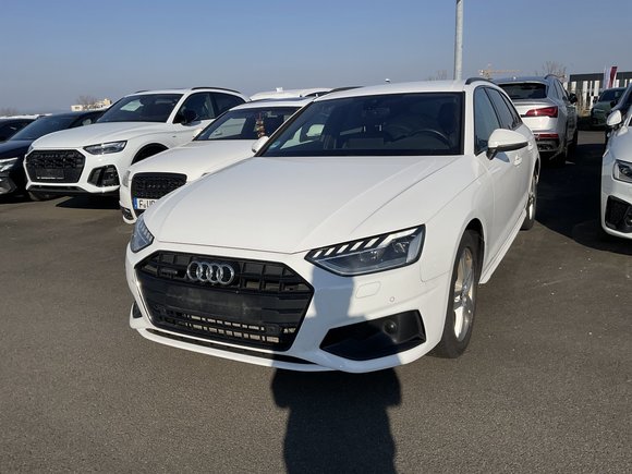 Pogled od napred levo