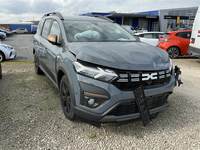 Pogled od napred  desno