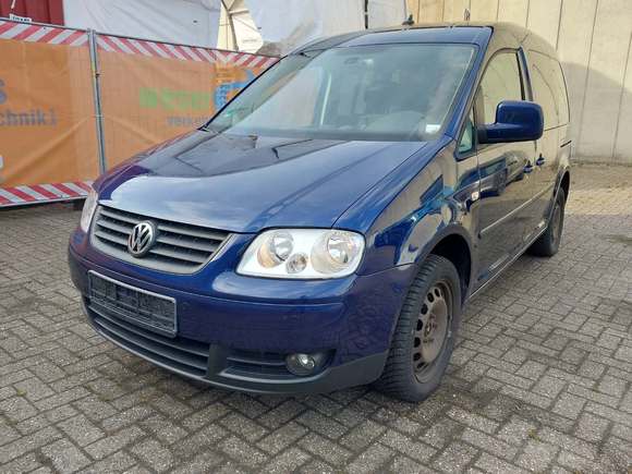 Pogled od napred levo